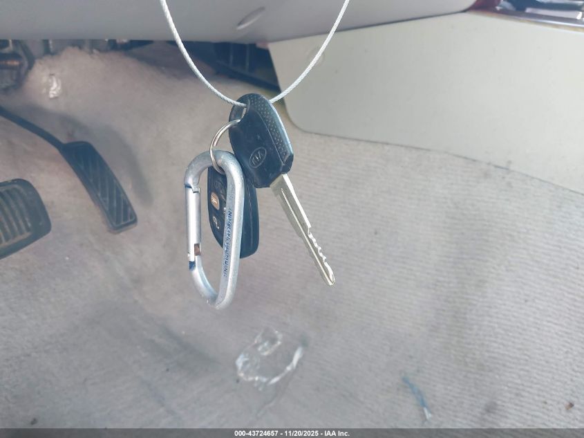 2005 Kia Sorento Ex/Lx VIN: KNDJC733955467793 Lot: 43724657