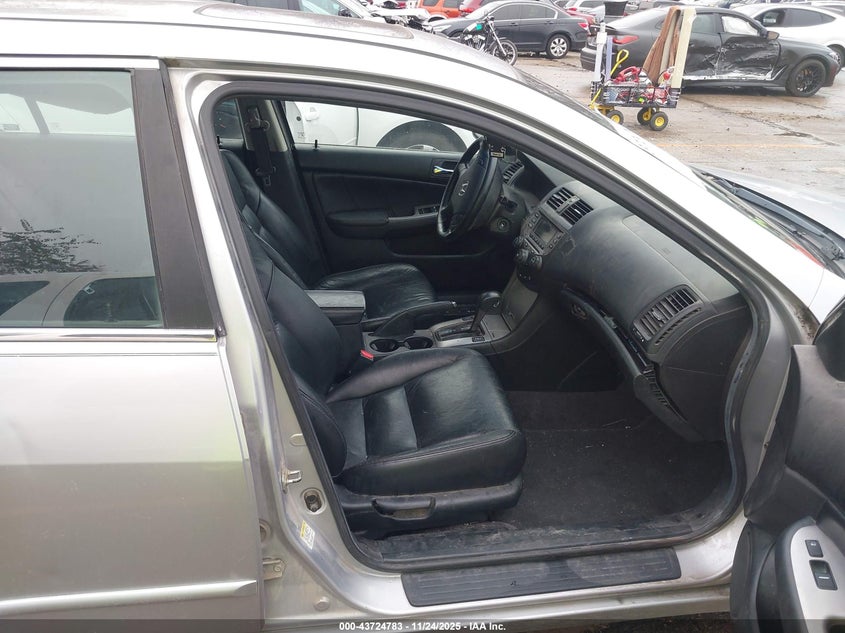 1HGCM56886A183096 2006 HONDA ACCORD photo no. 5