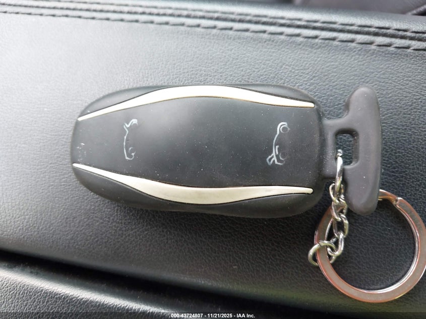 2014 Tesla Model S VIN: 5YJSA1S18EFP42334 Lot: 43724807