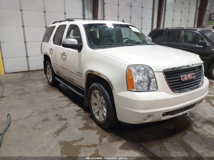 GMC YUKON SLT