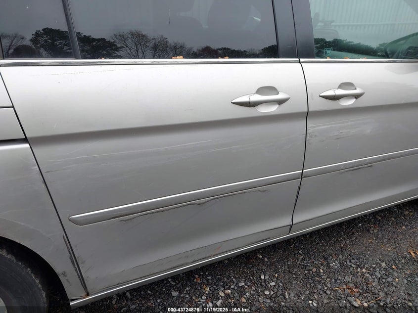 2005 Honda Odyssey Ex VIN: 5FNRL38435B018198 Lot: 43724876