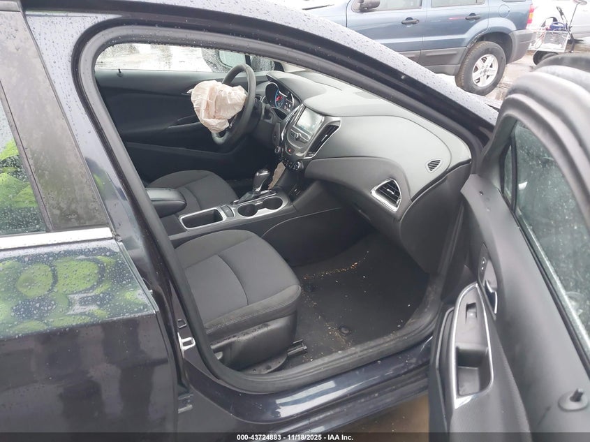1G1BE5SM0G7239355 2016 CHEVROLET CRUZE photo no. 5