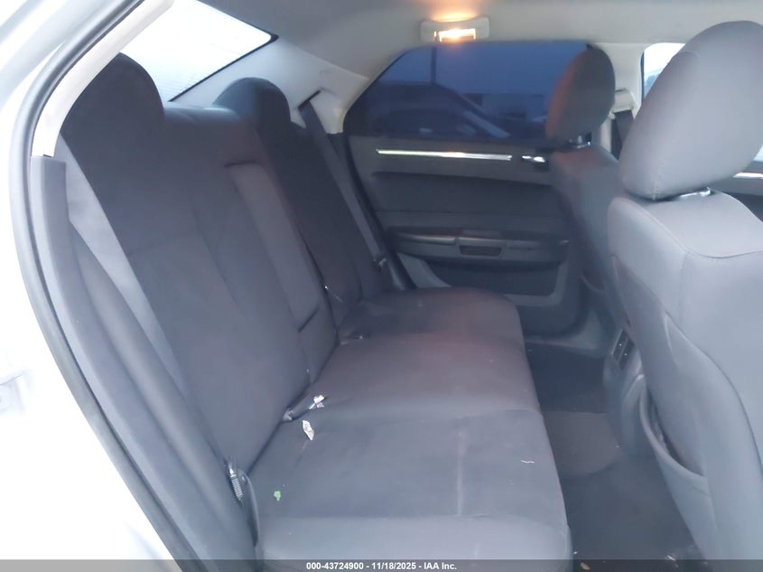 2009 Chrysler 300 Lx VIN: 2C3LA43D89H610662 Lot: 43724900