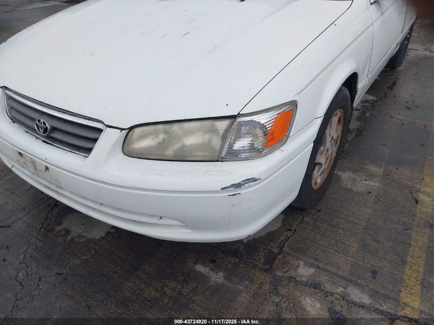 2000 Toyota Camry Le VIN: JT2BG22K6Y0438590 Lot: 43724920