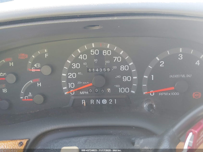 1997 Ford F-150 Lariat/Standard/Xl/Xlt VIN: 1FTDF1761VNA35768 Lot: 43724923