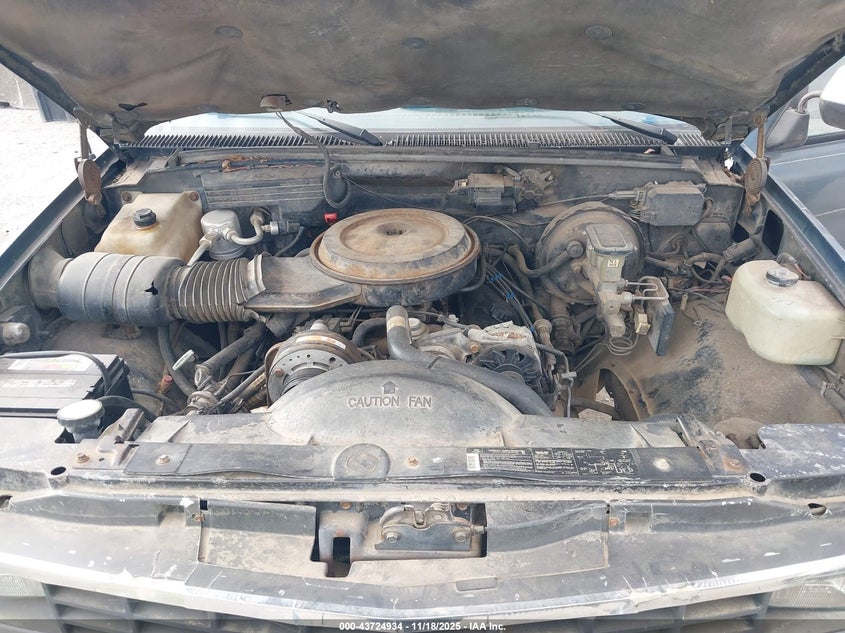 1988 Chevrolet Gmt-400 C3500 VIN: 2GCGC39N8J1150613 Lot: 43724934