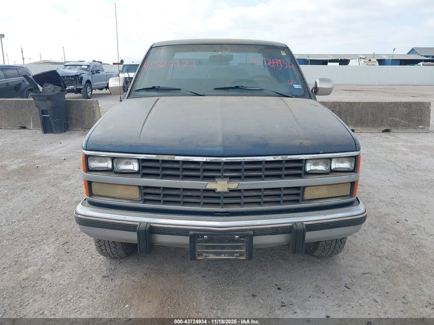 1988 Chevrolet Gmt-400 C3500 VIN: 2GCGC39N8J1150613 Lot: 43724934