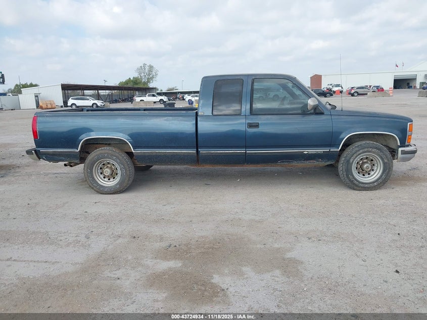 1988 Chevrolet Gmt-400 C3500 VIN: 2GCGC39N8J1150613 Lot: 43724934
