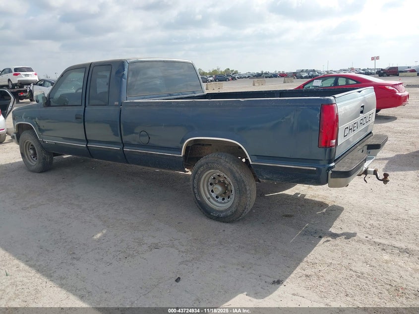 2GCGC39N8J1150613 1988 CHEVROLET GMT-400 photo no. 3