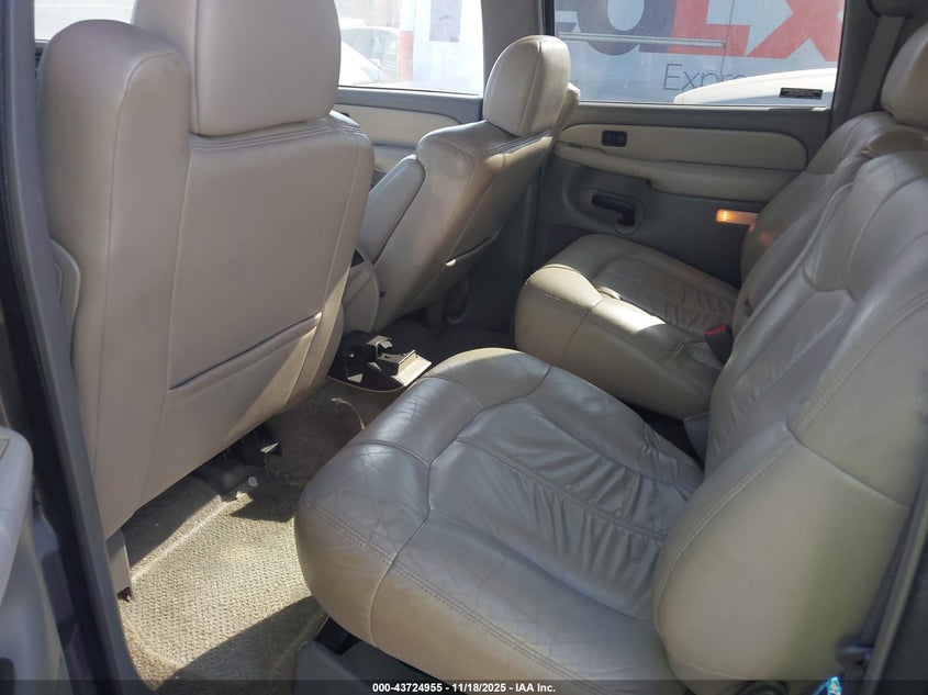 2001 Chevrolet Suburban 1500 Lt VIN: 3GNEC16T91G128892 Lot: 43724955