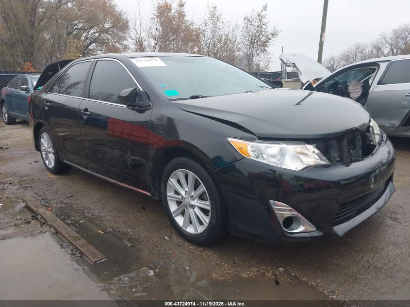 TOYOTA CAMRY HYBRID XLE