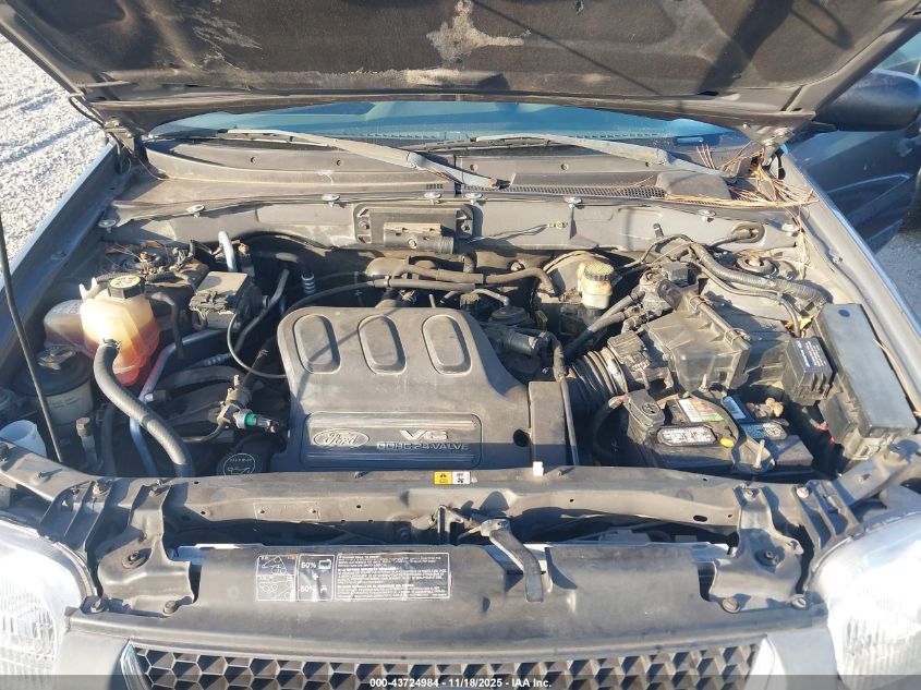 2002 Ford Escape Xlt VIN: 1FMYU03112KD10043 Lot: 43724984