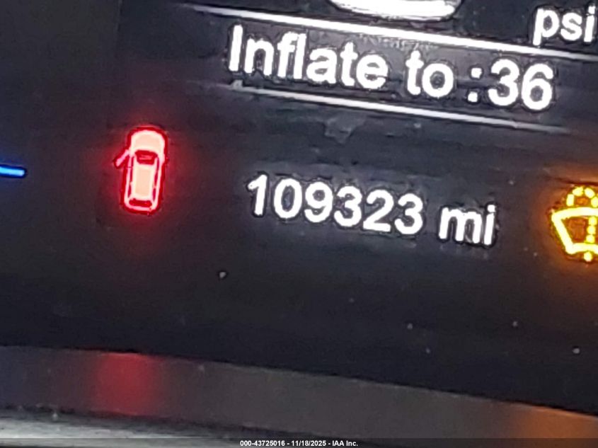 2017 Chrysler Pacifica Touring-L VIN: 2C4RC1BGXHR595584 Lot: 43725016