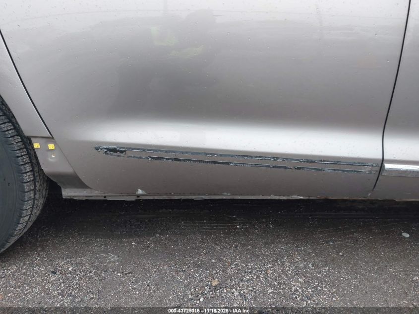 2017 Chrysler Pacifica Touring-L VIN: 2C4RC1BGXHR595584 Lot: 43725016