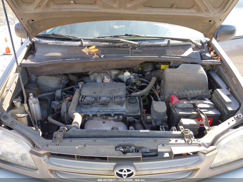 1999 Toyota Sienna Xle VIN: 4T3ZF13C2XU153826 Lot: 43725017