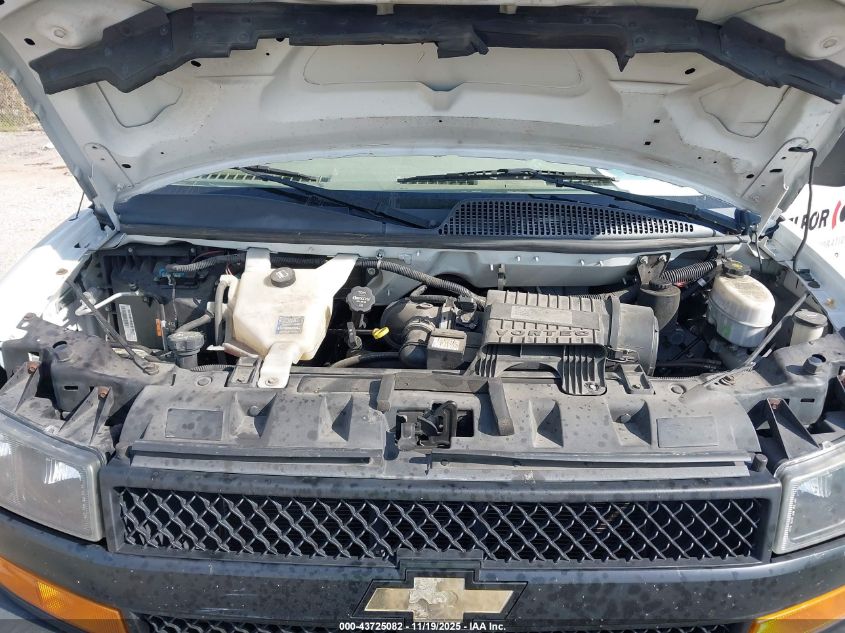 2018 Chevrolet Express 2500 Work Van VIN: 1GCWGAFB0J1190480 Lot: 43725082