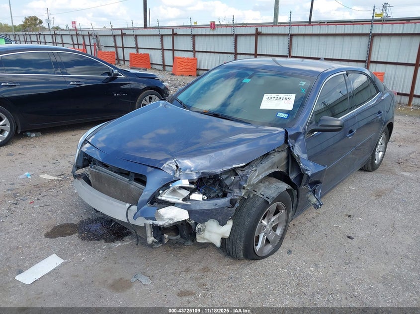 1G11B5SA8DF254004 2013 CHEVROLET MALIBU photo no. 2