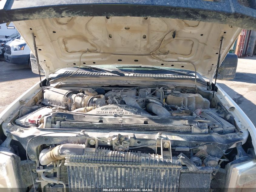 2010 Ford F-550 Chassis Xl/Xlt VIN: 1FDAF5HR6AEA37427 Lot: 43725131