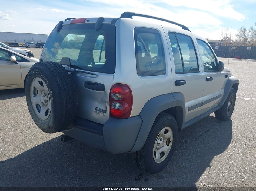 1J8GL48K16W135523 2006 JEEP LIBERTY (NORTH AMERICA) photo no. 4