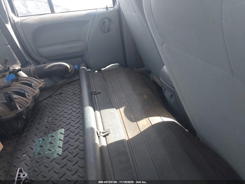 1J8GL48K16W135523 2006 JEEP LIBERTY (NORTH AMERICA) photo no. 8