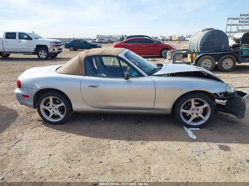 2001 Mazda Mx-5 Miata Ls/Special Edition VIN: JM1NB353210203817 Lot: 43725144