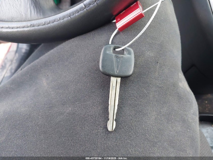 2005 Pontiac Vibe VIN: 5Y2SL63885Z438921 Lot: 43725194