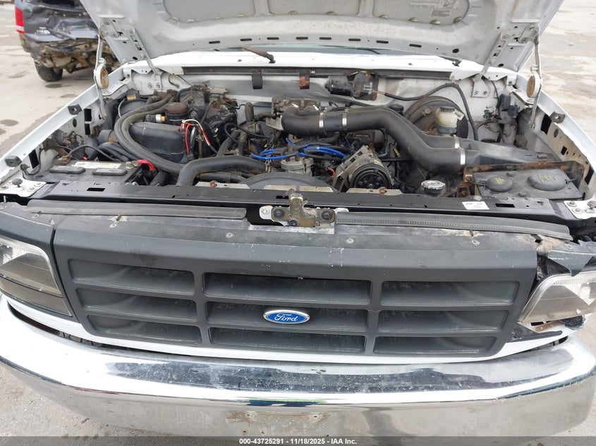 1997 Ford F-350 Xl VIN: 1FTJW36G9VEC05352 Lot: 43725291