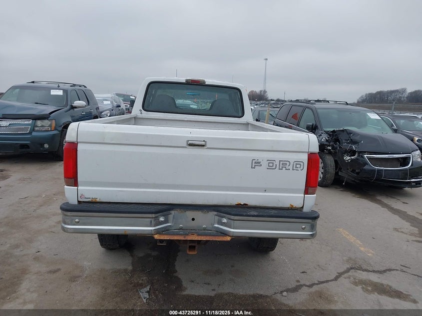 1997 Ford F-350 Xl VIN: 1FTJW36G9VEC05352 Lot: 43725291