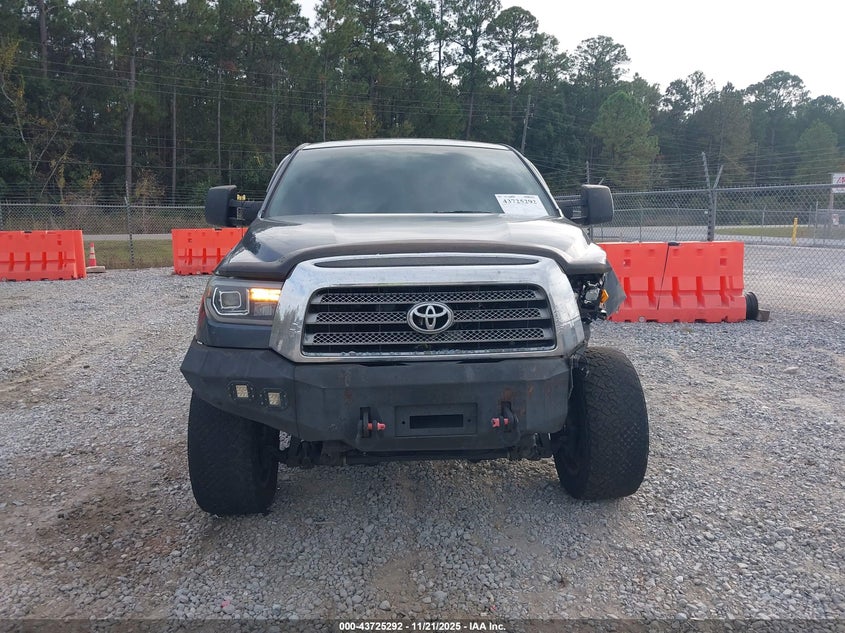 2007 Toyota Tundra Limited 5.7L V8 VIN: 5TBEV58157S469277 Lot: 43725292