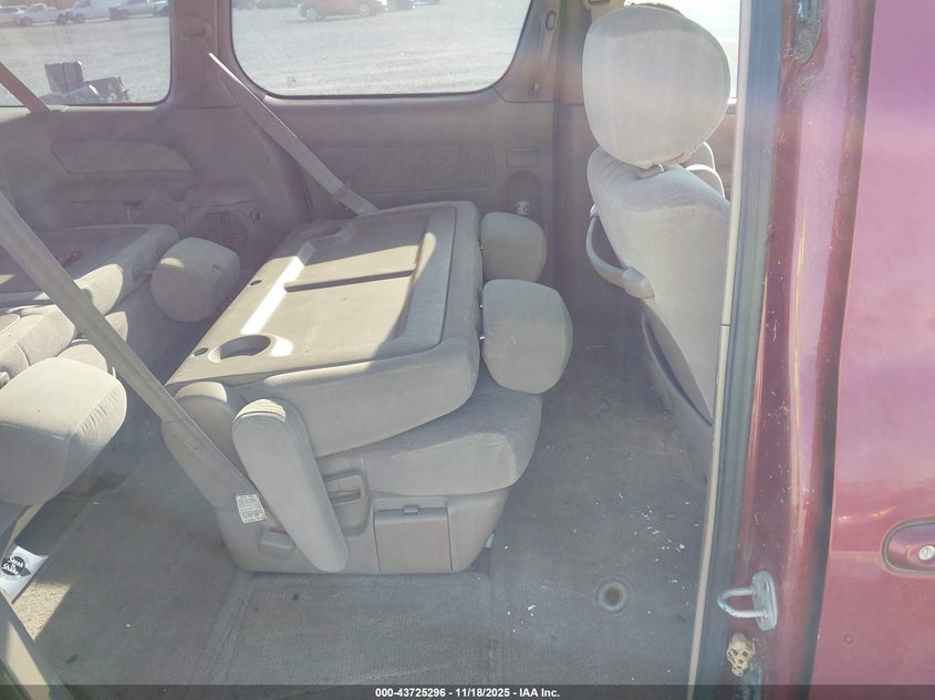 1998 Toyota Sienna Le VIN: 4T3ZF13C9WU011746 Lot: 43725296