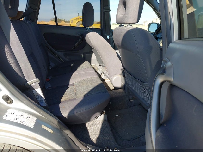 JTEGH20V420048324 2002 TOYOTA RAV 4 photo no. 8