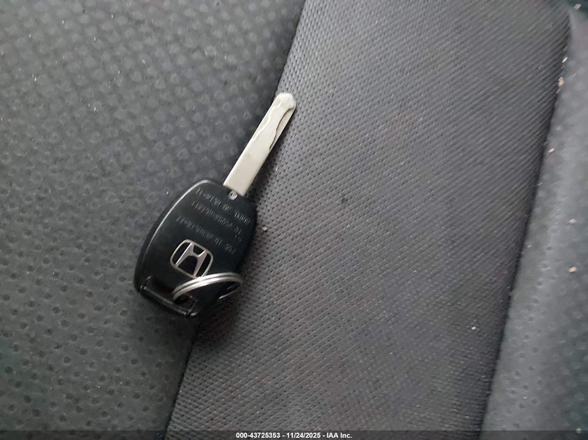 2008 Honda Cr-V Lx VIN: JHLRE48308C065748 Lot: 43725353