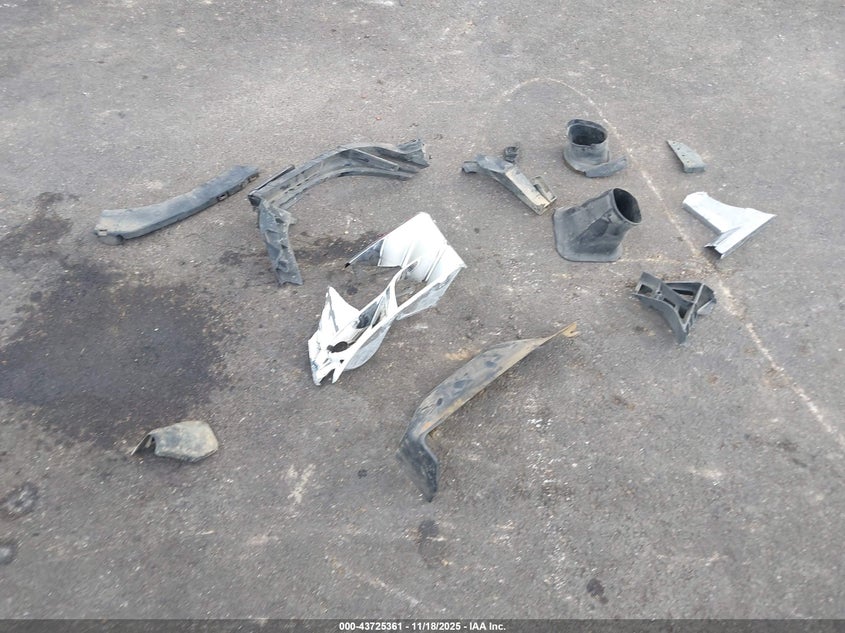 2018 Ram 3500 Tradesman 4X4 8' Box VIN: 3C63RRGL5JG413253 Lot: 43725361