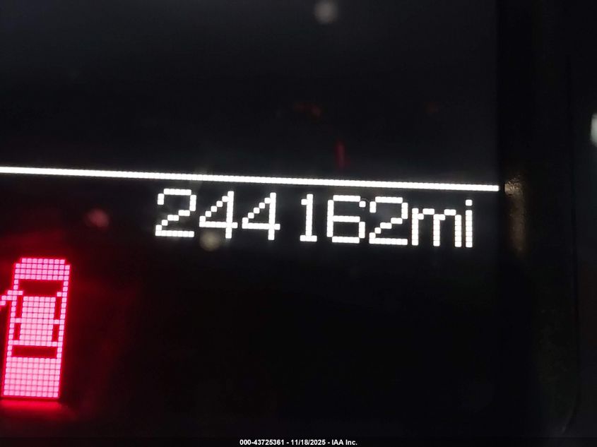 2018 Ram 3500 Tradesman 4X4 8' Box VIN: 3C63RRGL5JG413253 Lot: 43725361