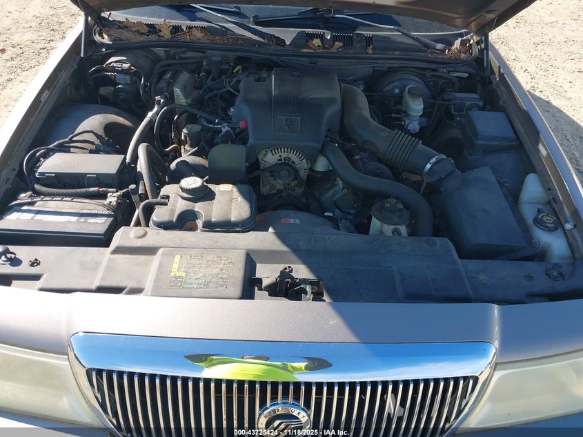 2004 Mercury Grand Marquis Gs VIN: 2MEFM74W54X647862 Lot: 43725424