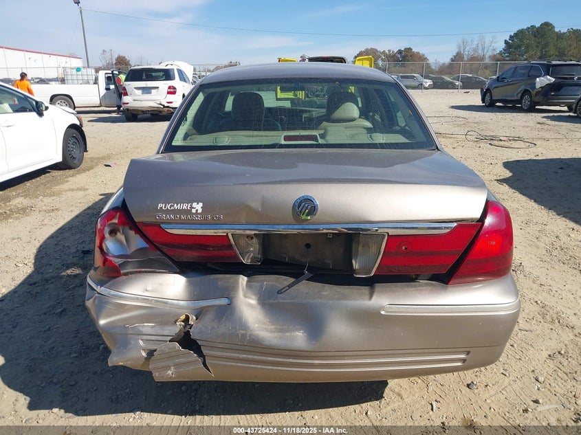 2004 Mercury Grand Marquis Gs VIN: 2MEFM74W54X647862 Lot: 43725424