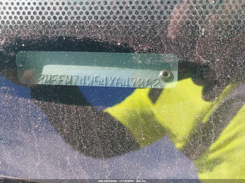 2004 Mercury Grand Marquis Gs VIN: 2MEFM74W54X647862 Lot: 43725424