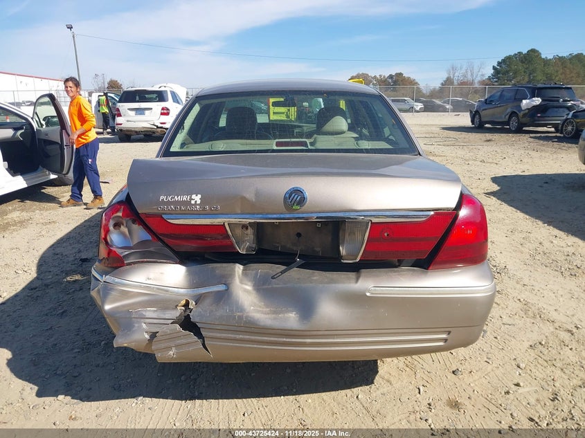2004 Mercury Grand Marquis Gs VIN: 2MEFM74W54X647862 Lot: 43725424