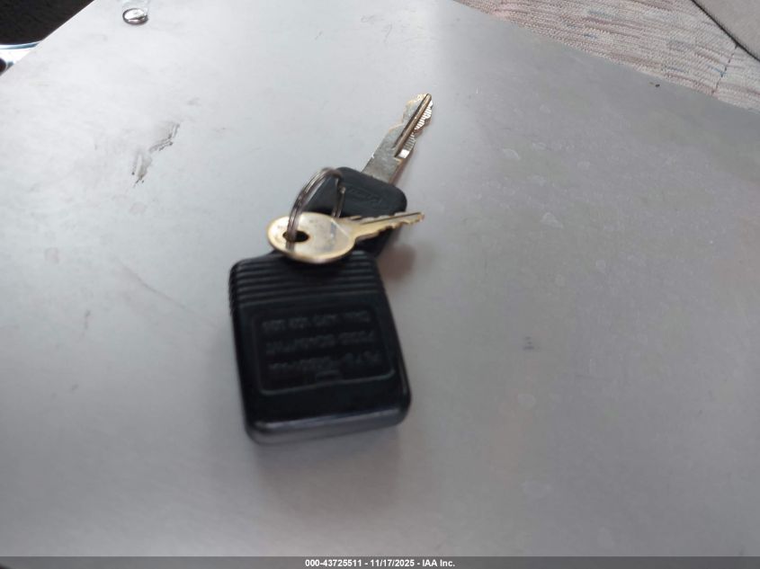 1999 Ford F-250 Lariat/Xl/Xlt VIN: 1FTNX21S3XED56890 Lot: 43725511