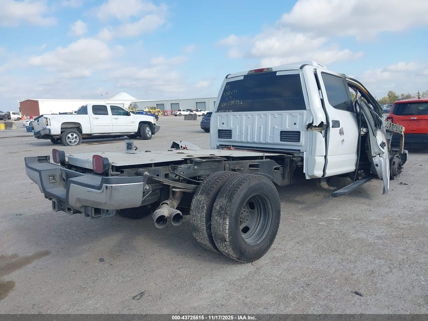 1FT8W3DT5HEF34732 2017 FORD F350 photo no. 4