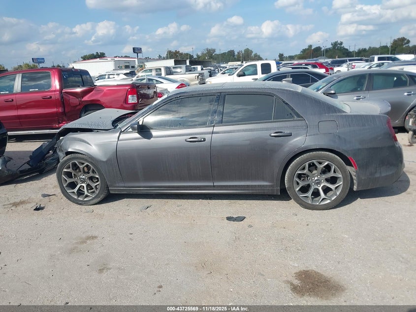 2C3CCABGXJH244759 2018 CHRYSLER 300 photo no. 15