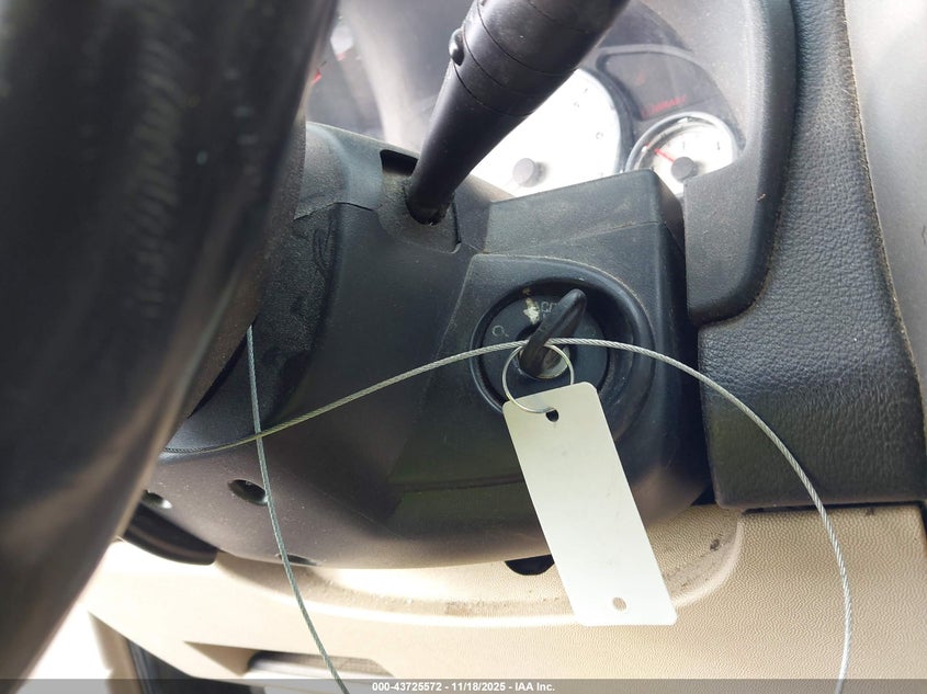 2004 Saturn Vue V6 VIN: 5GZCZ53444S813168 Lot: 43725572