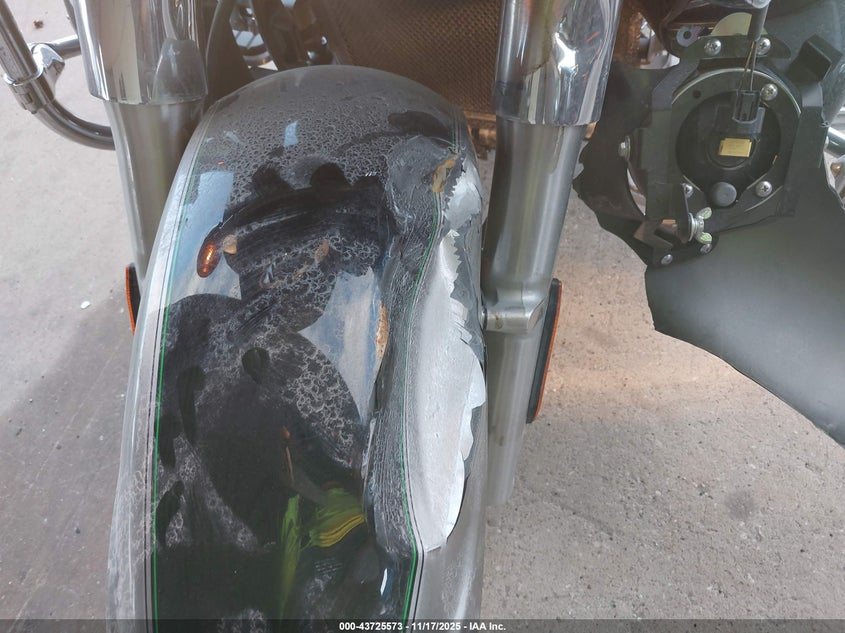 2016 Kawasaki Vn1700 B VIN: JKBVNRB18GA012120 Lot: 43725573