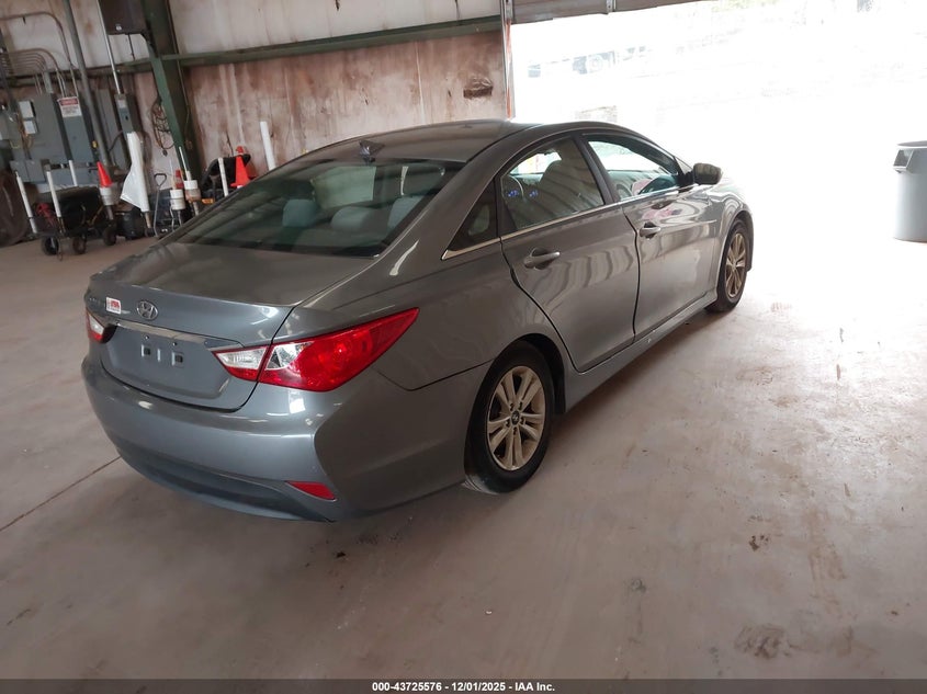 5NPEB4ACXEH870722 2014 HYUNDAI SONATA photo no. 4