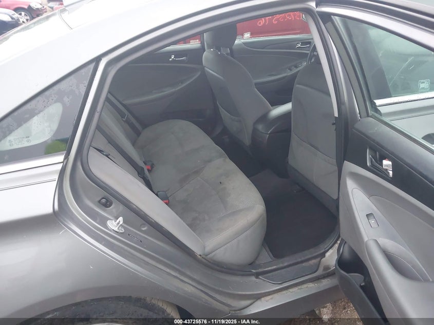5NPEB4ACXEH870722 2014 HYUNDAI SONATA photo no. 8