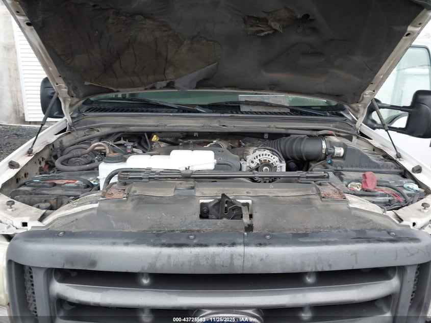 2003 Ford F-250 Xl/Xlt VIN: 1FTNF20F33EA50693 Lot: 43725583