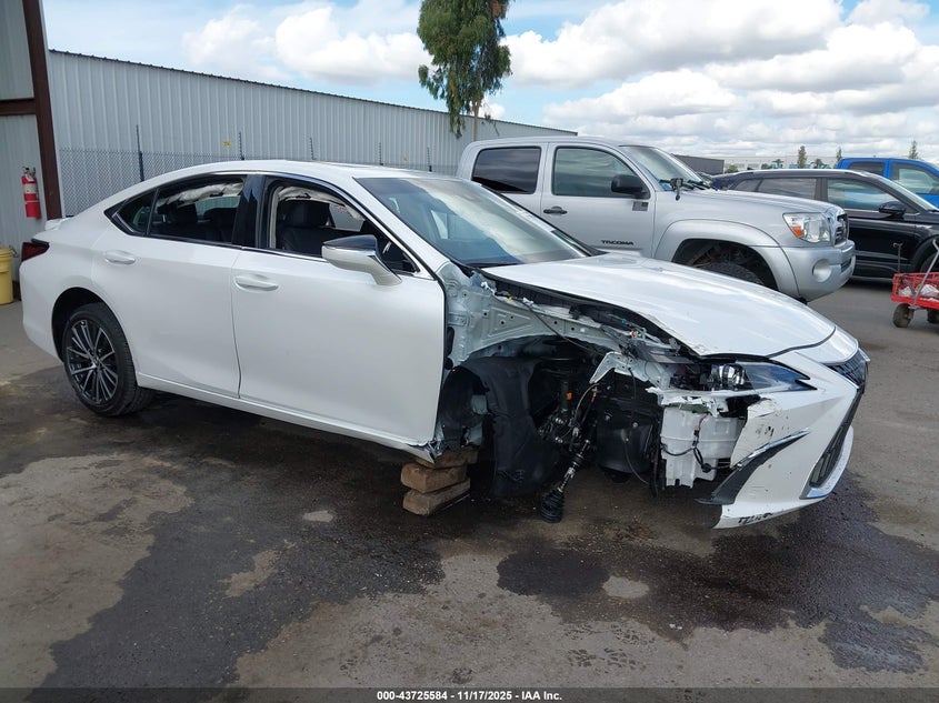 LEXUS ES 300H ES 300H