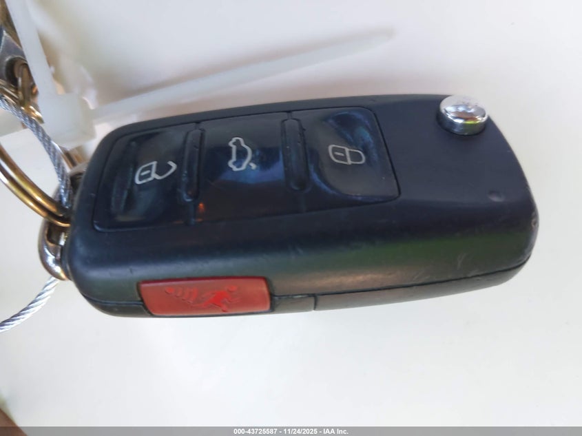 2013 Volkswagen Jetta Hybrid Se VIN: 3VW637AJ7DM290013 Lot: 43725587