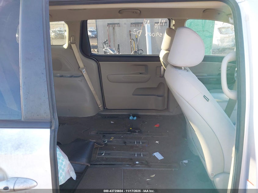 2019 Kia Sedona Lx VIN: KNDMB5C10K6553700 Lot: 43725604