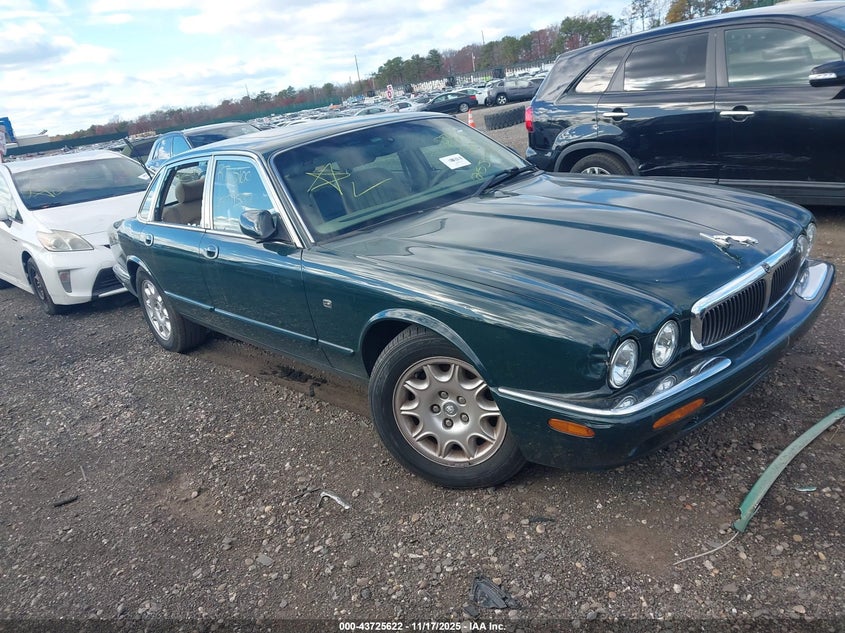 2000 Jaguar Xj8